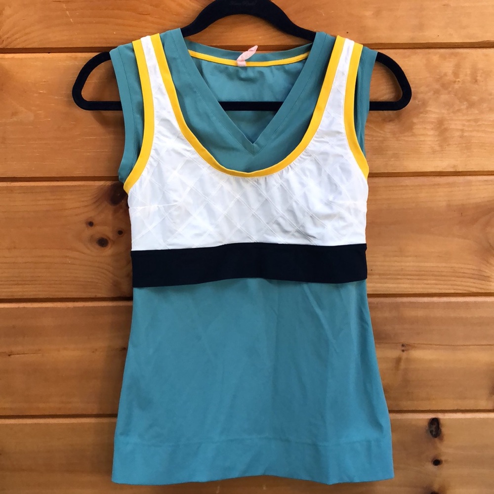 NO KA’ OI Yoga Workout Tank Top Layered size 01